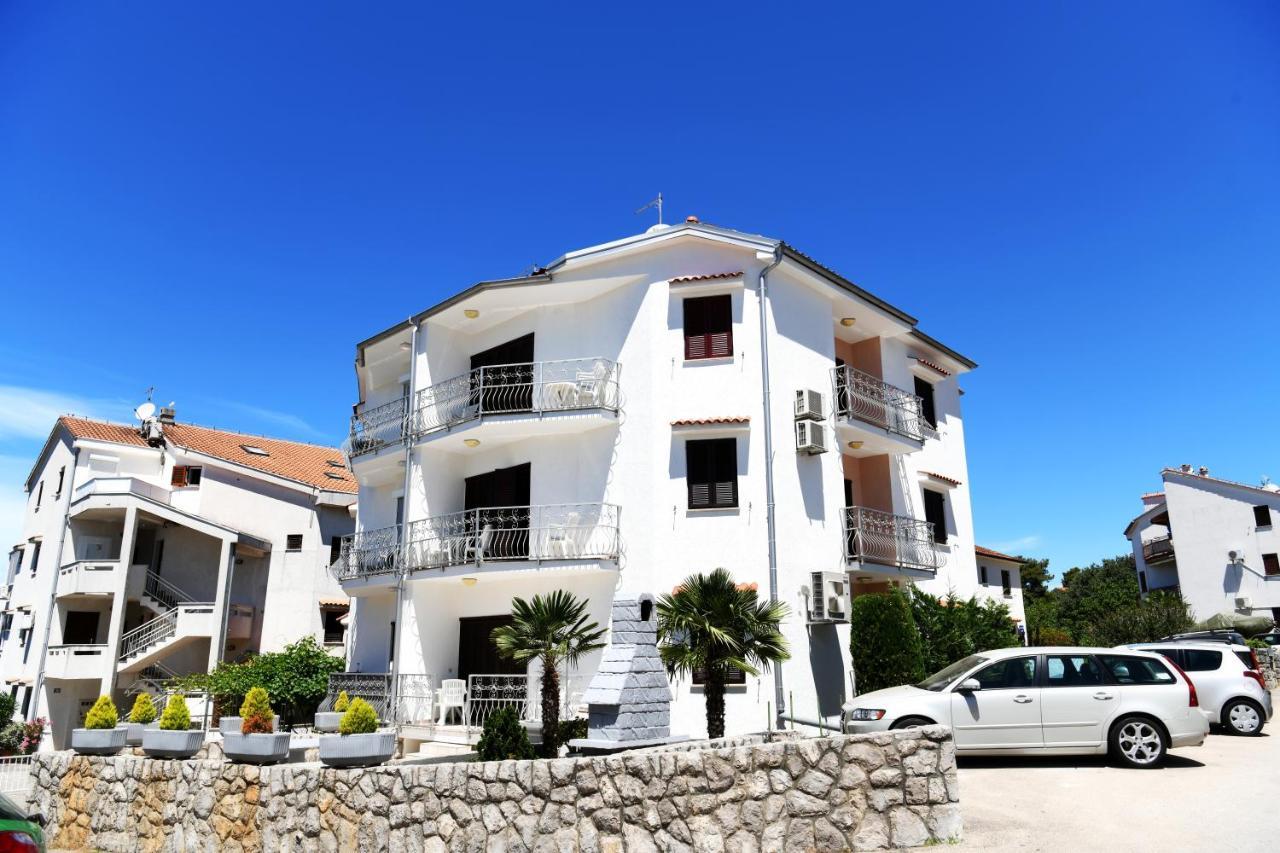 Apartmani Totic Malinska Exterior foto