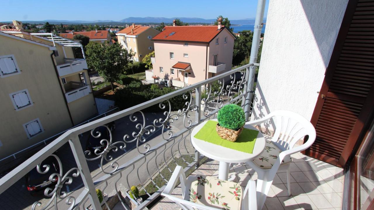 Apartmani Totic Malinska Exterior foto