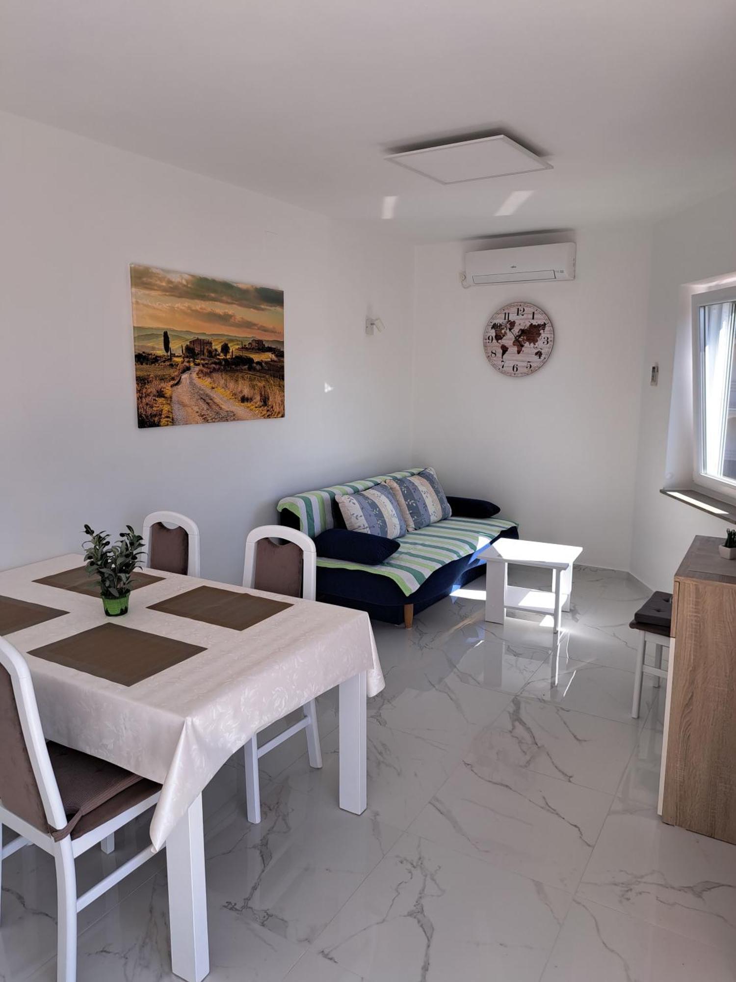 Apartmani Totic Malinska Exterior foto