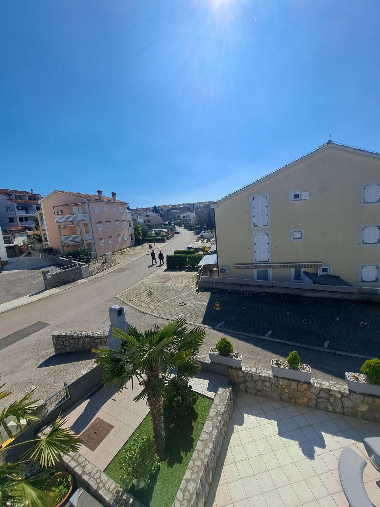 Apartmani Totic Malinska Exterior foto