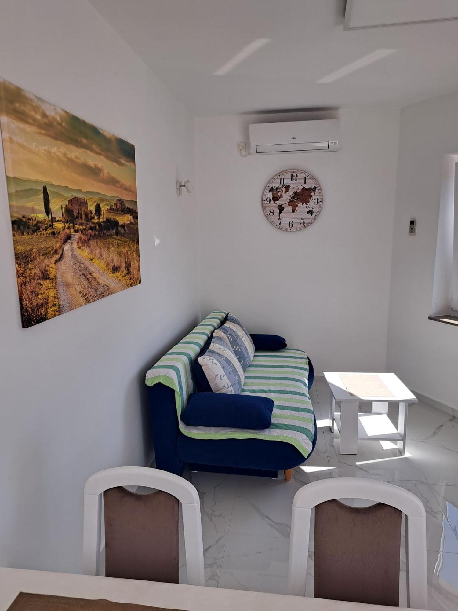 Apartmani Totic Malinska Exterior foto