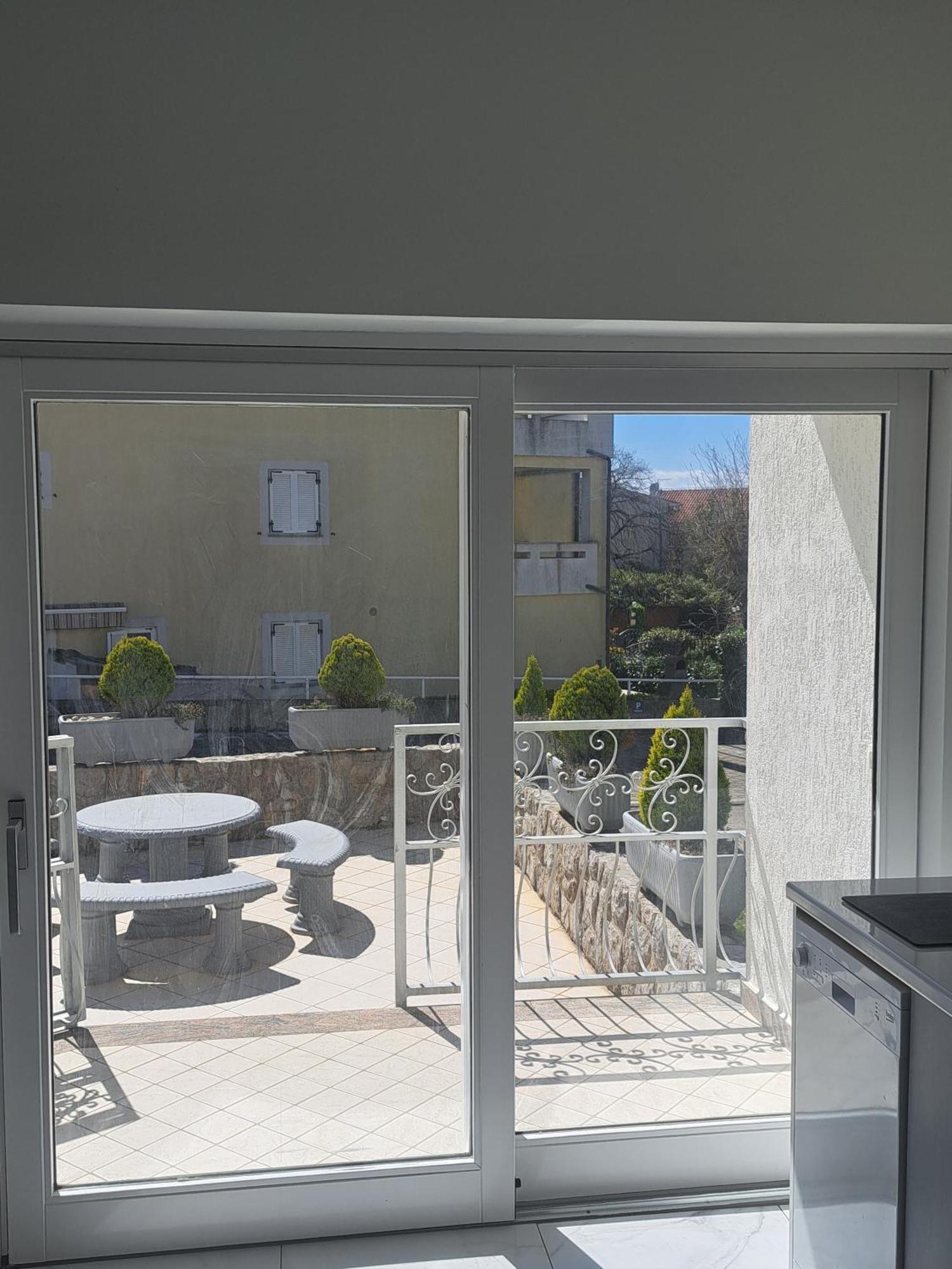 Apartmani Totic Malinska Exterior foto